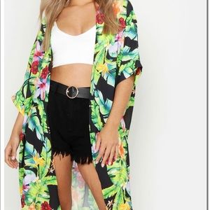Tropical kimono plus